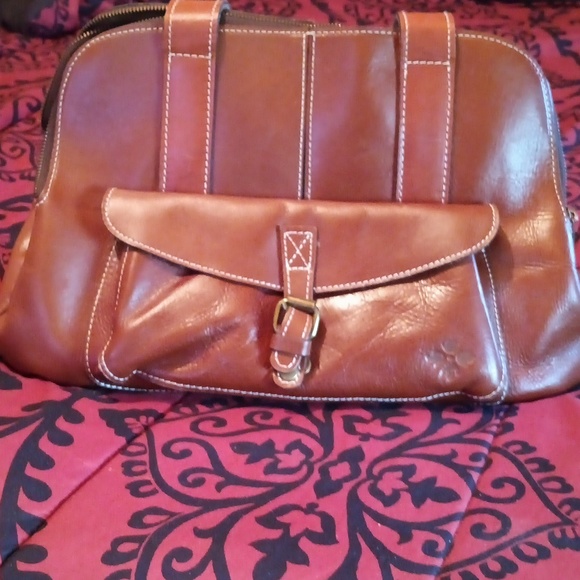 Patricia Nash - Picture 1 of 4